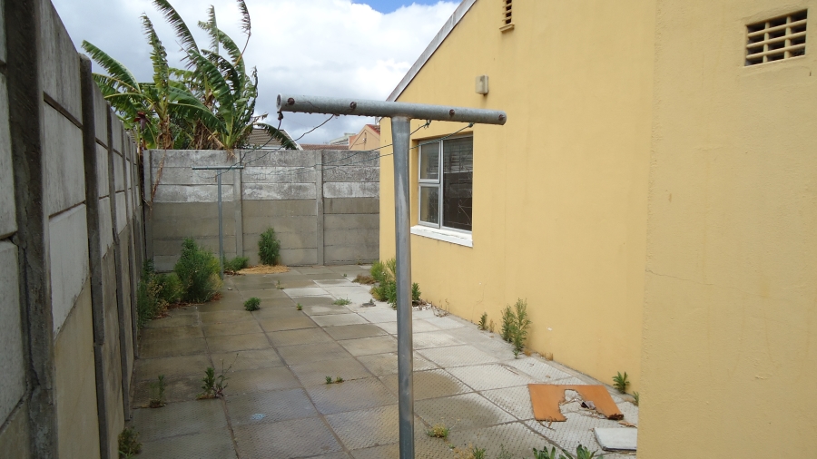 3 Bedroom Property for Sale in Kleinvlei Western Cape